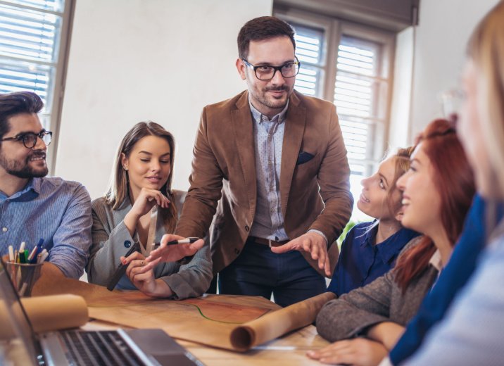 marketing expert offering professional services marketing expert offering professional services